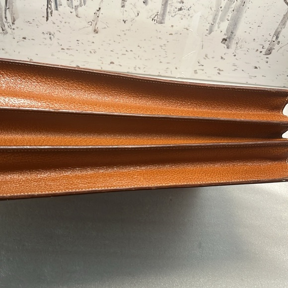 Serapian Leather Briefcase - Picture 5 of 13